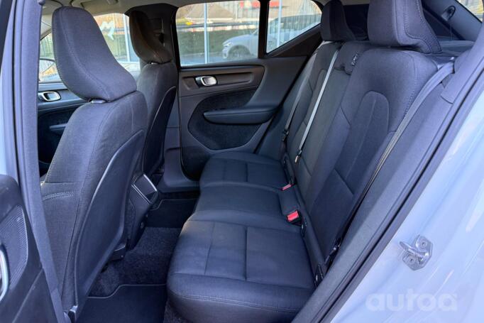 Volvo XC40 1 generation Crossover