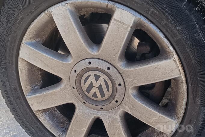 Volkswagen Passat B5 Sedan 4-doors