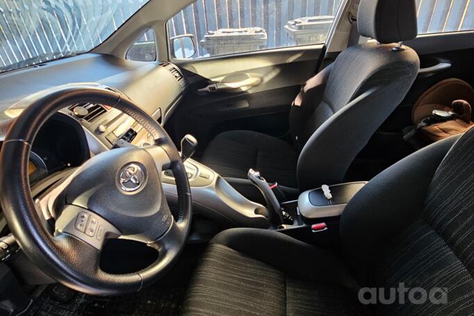Toyota Auris 1 generation Hatchback 5-doors
