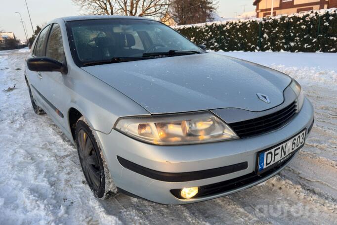 Renault Laguna 2 generation Liftback