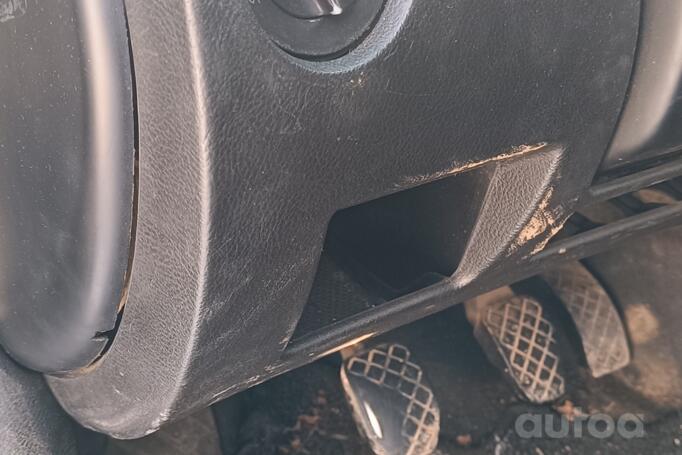 Volkswagen Passat B5 Sedan 4-doors