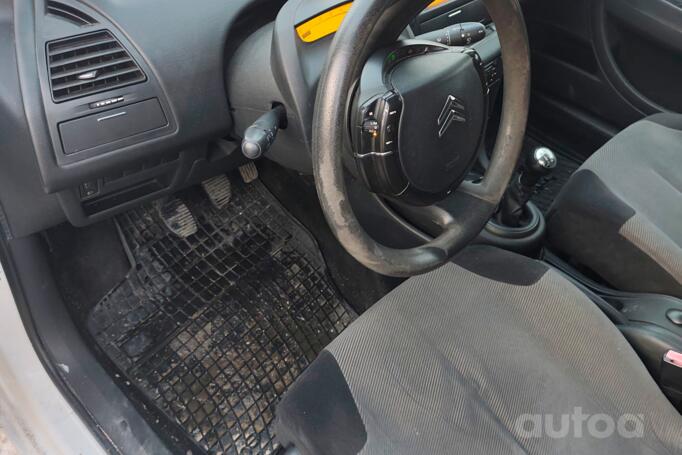 Citroen C4 1 generation Hatchback 3-doors