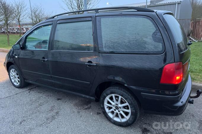 SEAT Alhambra 1 generation [restyling] Minivan