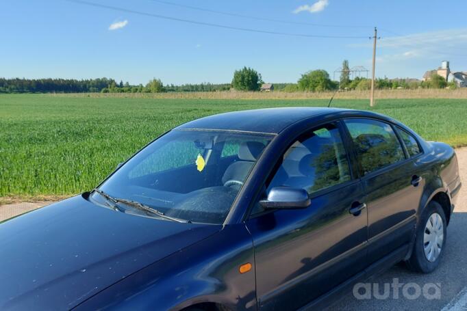 Volkswagen Passat B5 Sedan 4-doors