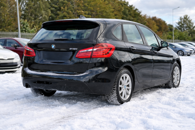 BMW 2 Series Active Tourer F45 Minivan