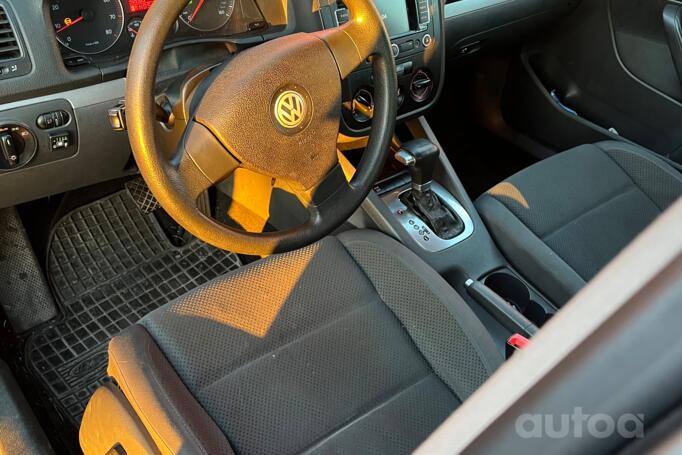 Volkswagen Jetta 5 generation Sedan 4-doors