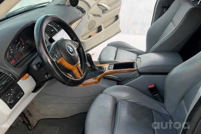 BMW X5 E53 Crossover