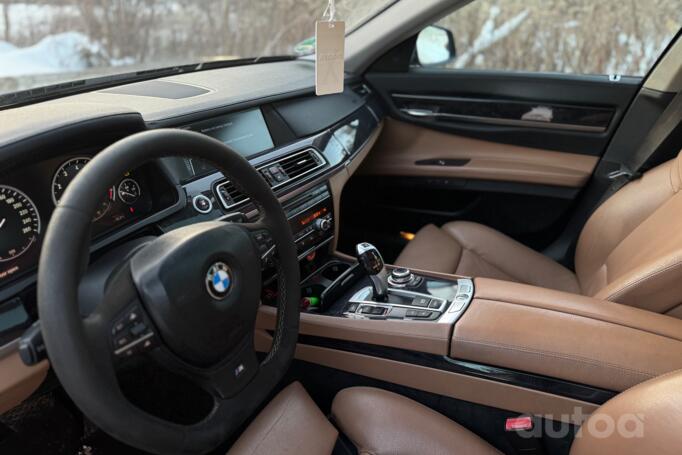 BMW 7 Series F01/F02 Sedan