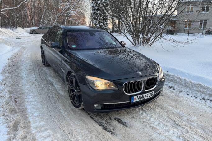 BMW 7 Series F01/F02 Sedan