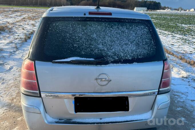 Opel Zafira B Minivan 5-doors