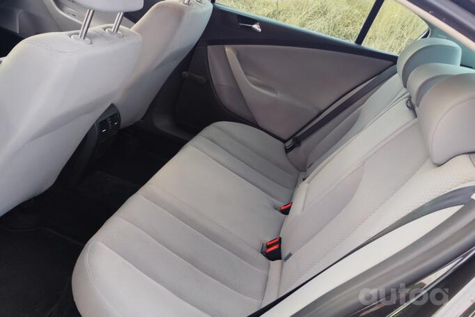 Volkswagen Passat B6 Sedan 4-doors