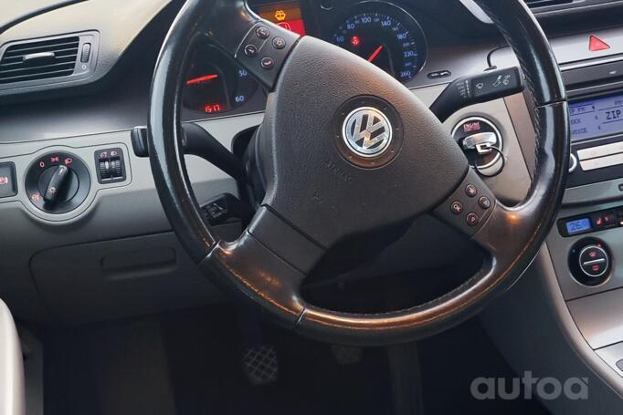 Volkswagen Passat B6 Sedan 4-doors