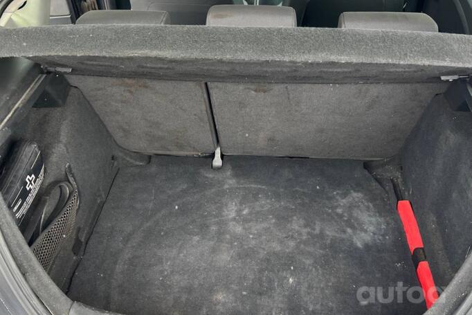 SEAT Leon 2 generation Hatchback 5-doors