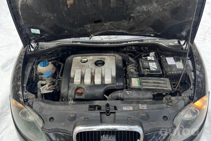 SEAT Leon 2 generation Hatchback 5-doors