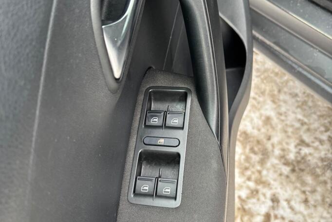 Volkswagen Polo 5 generation Hatchback 5-doors