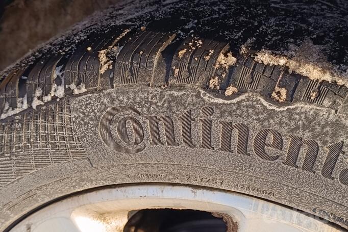 Volkswagen Passat B5 Sedan 4-doors