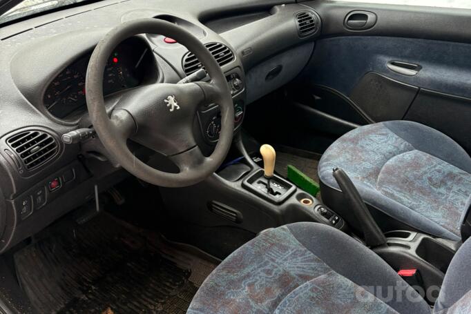 Peugeot 206 1 generation Hatchback 3-doors