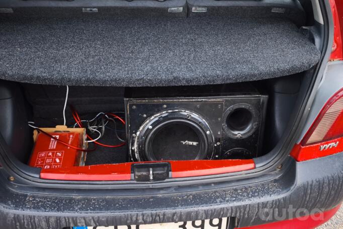 Toyota Yaris P1 Hatchback 5-doors