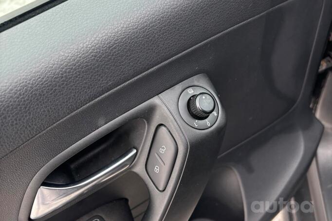 Volkswagen Polo 5 generation Hatchback 5-doors