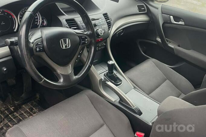 Honda Accord 8 generation Sedan 4-doors