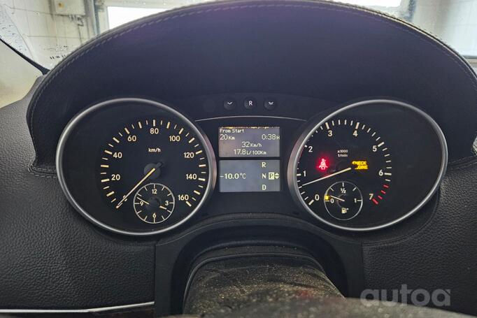 Mercedes-Benz GL-Class X164 SUV