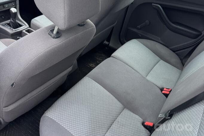 Ford Focus 2 generation wagon 5-doors