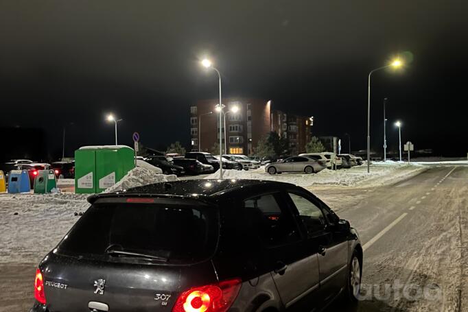 Peugeot 307 1 generation [restyling] Hatchback 5-doors