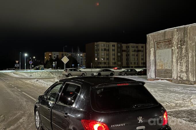 Peugeot 307 1 generation [restyling] Hatchback 5-doors