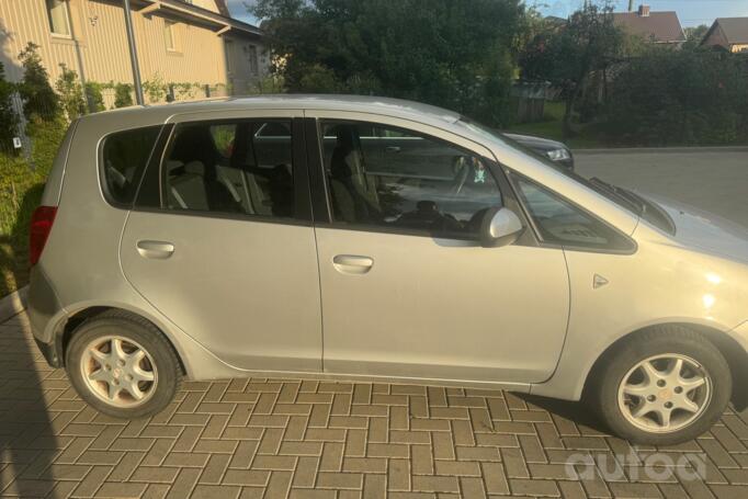 Mitsubishi Colt Z30 Hatchback 5-doors