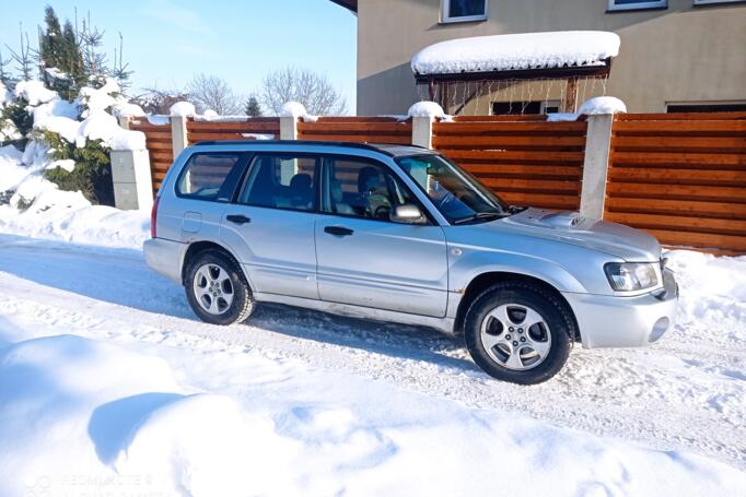 Subaru Forester 2 generation Cross Sports crossover 5-doors