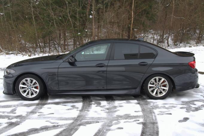 BMW 5 Series F07/F10/F11 Sedan