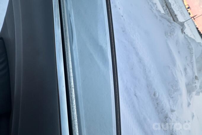 BMW 7 Series E65/E66 Sedan 4-doors