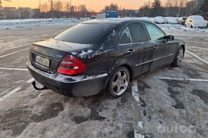Mercedes-Benz E-Class W211 Sedan