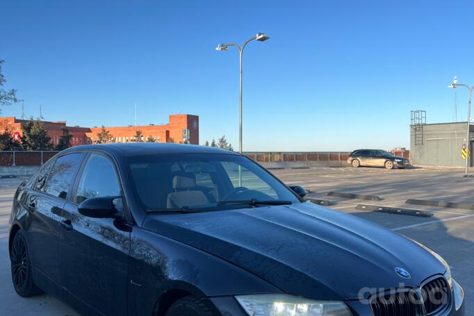 BMW 3 Series E90/E91/E92/E93 Sedan