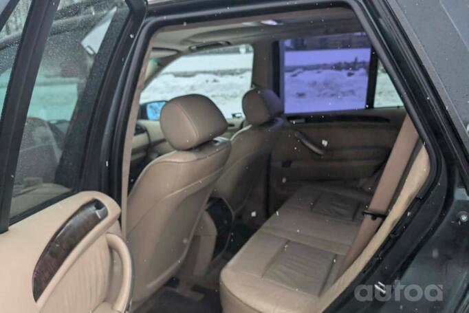 BMW X5 E53 Crossover