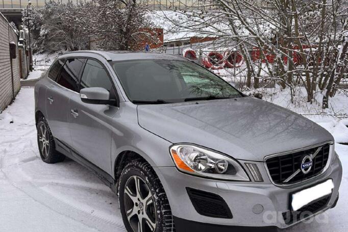 Volvo XC60 1 generation [restyling] Crossover