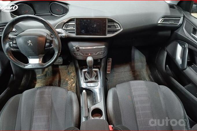 Peugeot 308 T9 [restyling] Hatchback