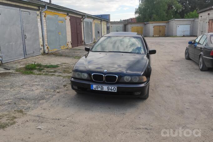 BMW 5 Series E39 Sedan 4-doors