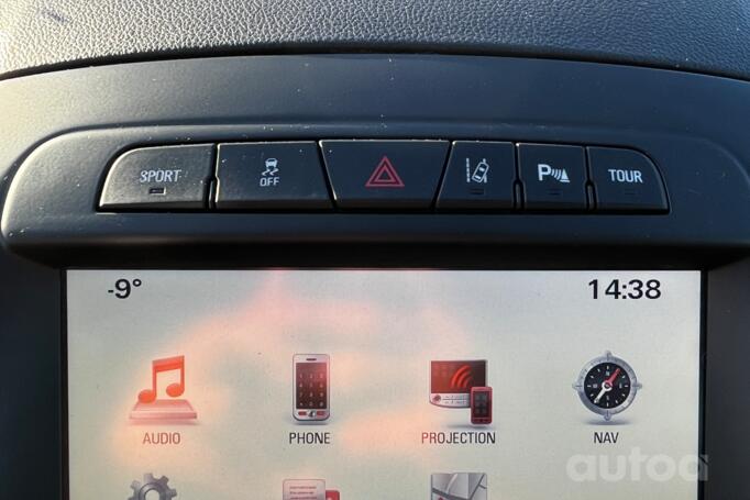 Opel Insignia A [restyling] Sports Tourer wagon 5-doors