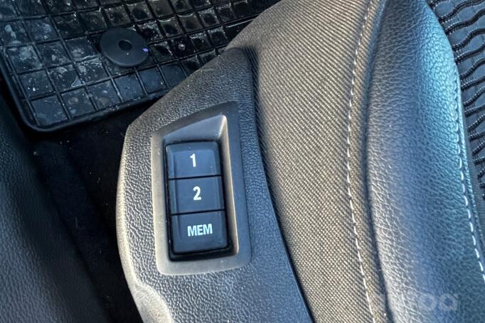 Opel Insignia A [restyling] Sports Tourer wagon 5-doors