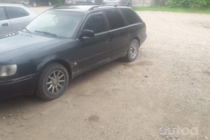 Audi A6 A4/C4 wagon