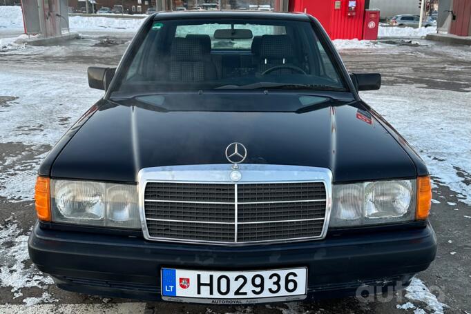 Mercedes-Benz 190 (W201) 1 generation