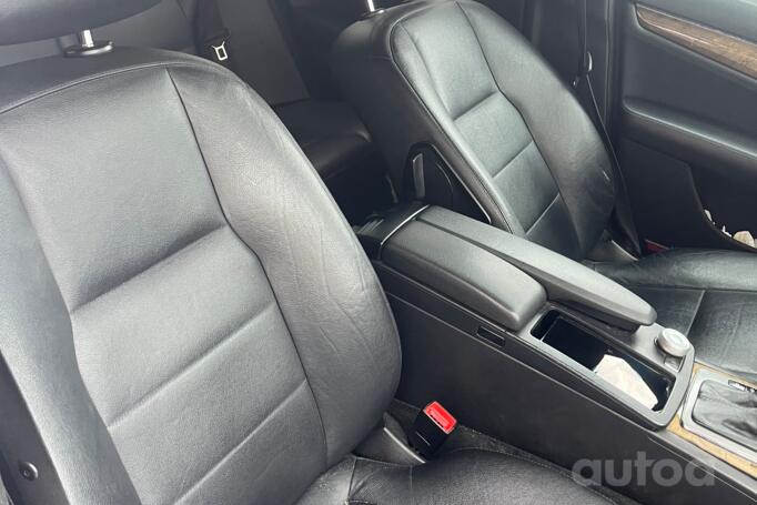 Mercedes-Benz C-Class W204/S204 Sedan 4-doors