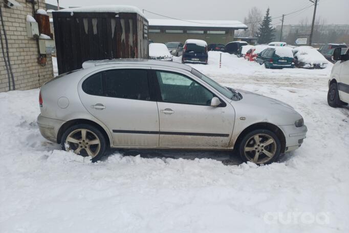 SEAT Leon 1 generation Hatchback