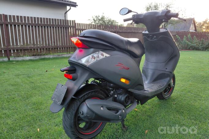 Piaggio Zip 50
