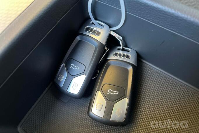 Audi A4 B9 Avant wagon 5-doors