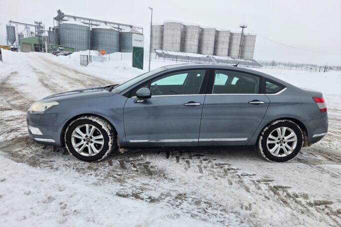 Citroen C5 2 generation Sedan