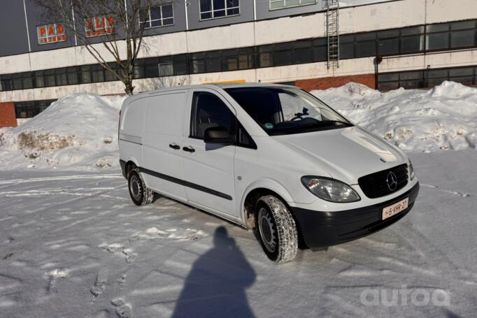 Mercedes-Benz Vito W639 Minivan 4-doors