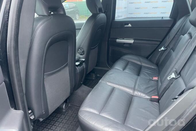 Volvo V50 1 generation [restyling]