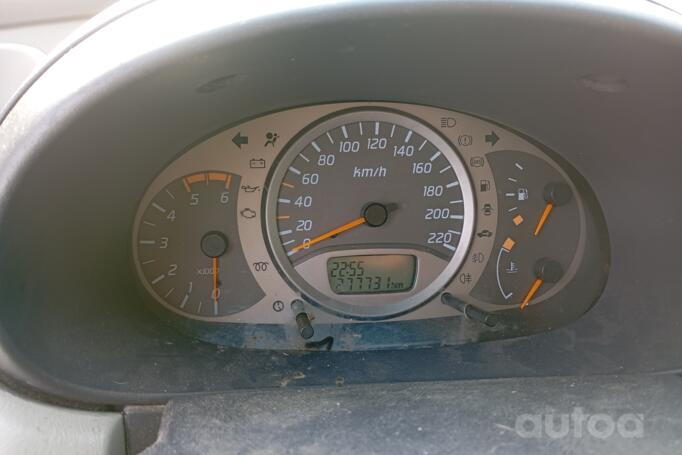 Nissan Almera Tino 1 generation [restyling]